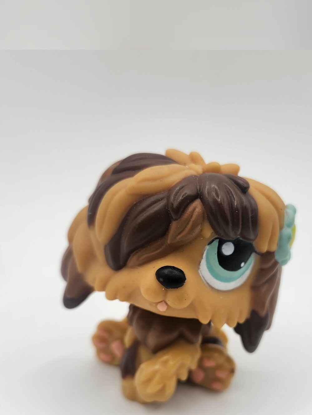 SHEEPDOG DOG #1077  Littlest Pet Shop  Hasbro LPS Authentic Paw Up Yellow Blue